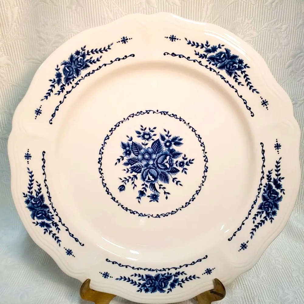 Dinner plate